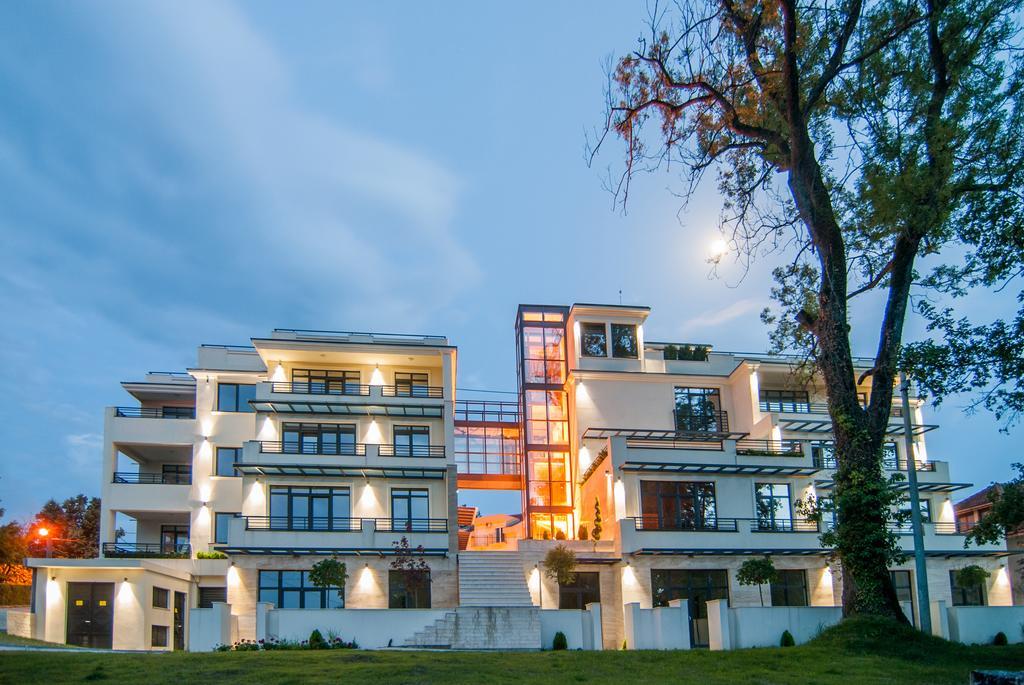 Vila Opera Vrnjačka Banja Exteriör bild